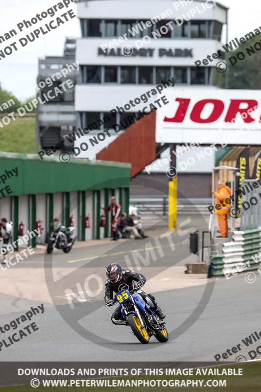 enduro digital images;event digital images;eventdigitalimages;mallory park;mallory park photographs;mallory park trackday;mallory park trackday photographs;no limits trackdays;peter wileman photography;racing digital images;trackday digital images;trackday photos